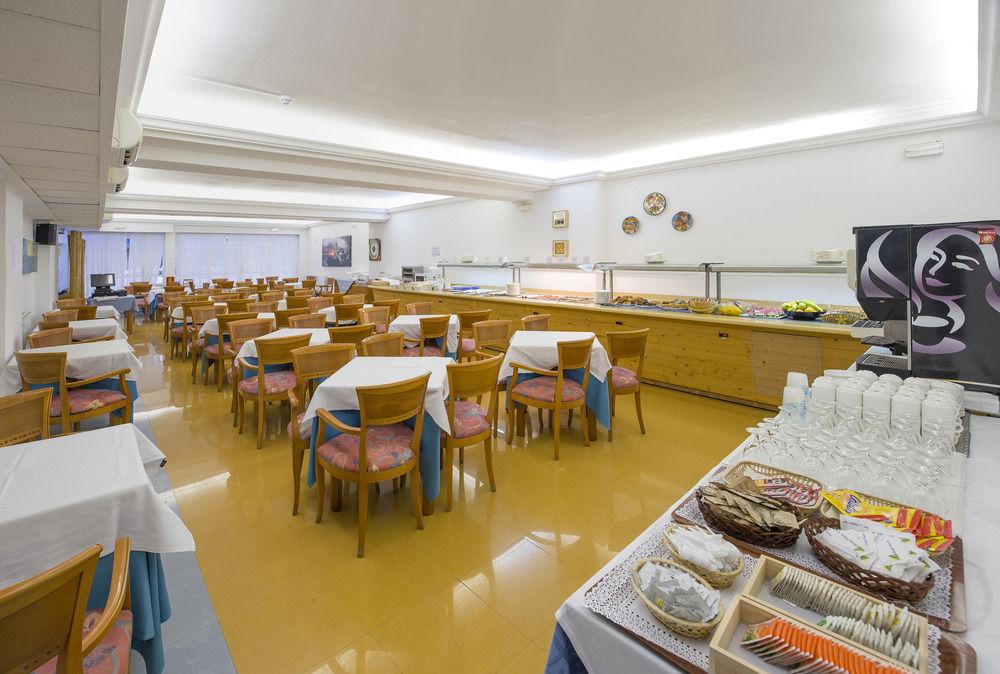 Hotel Vibra Vila Ibiza Bagian luar foto